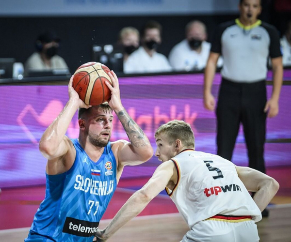 Summary and highlights of Hungary 88-103 Slovenia at Eurobasket 2022