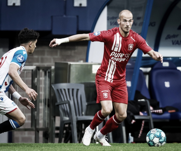 Goals and Highlights: Twente 4-0 Heerenveen in Eredivisie