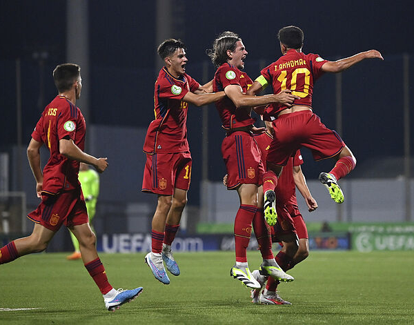 Resumen del partido España 0-0 Noruega en el Campeonato UEFA Sub-19