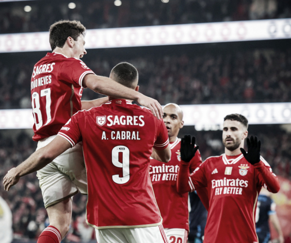 Gols e melhores momentos para Arouca x Benfica pela Primeira Liga (0-3)