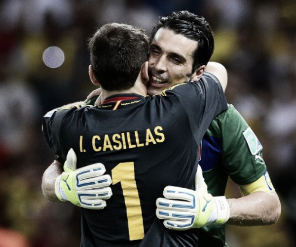 Casillas 'consola' Buffon e lamenta aposentadoria da Azzurra: "Uma lenda"