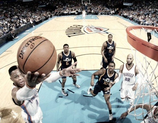 NBA - OKC stende anche i Jazz, i Clippers non sbagliano con Philadelphia