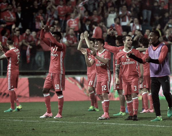 Moreirense x Benfica: Mitrogolo oferece liderança (0-1)