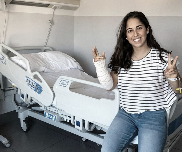 María Herrera operada con éxito de síndrome compartimental 