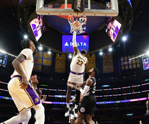 Canastas y resumen del Lakers 132-132 Raptors en NBA 2023
