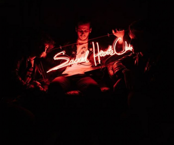Foster The People publica su tercer álbum Sacred Hearts Club