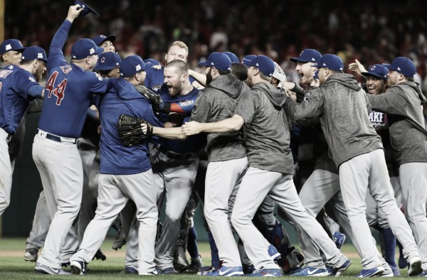 Chicago Cubs advance to National League Championship Series