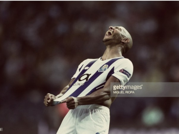 FC Porto x Besiktas 1-3: Turcos estragam a estreia dos dragões na Champions