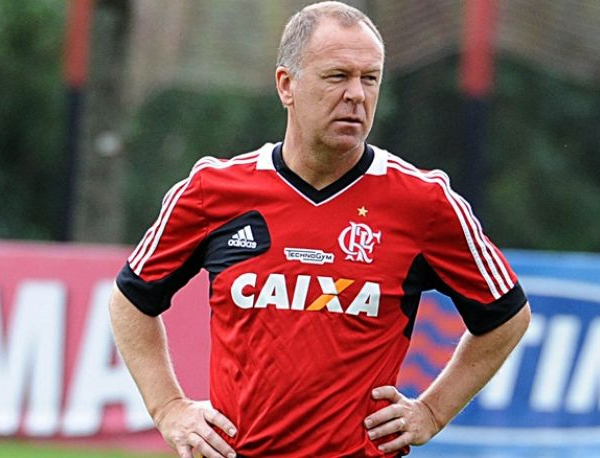 Em seu site oficial, Mano Menezes explica pedido de demissão do Flamengo