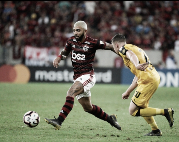 Após primeira derrota do Flamengo na Libertadores, Renê explica: "Entramos na pilha deles"