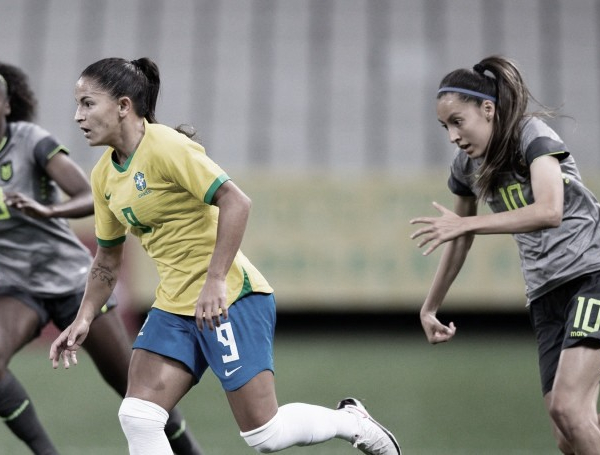 Com hat-trick de Debinha, Seleção Brasileira Feminina goleia Equador em amistoso