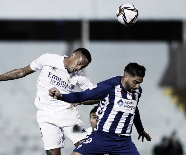Alcoyano 2-1 Real Madrid: Un nuevo ridículo en Copa