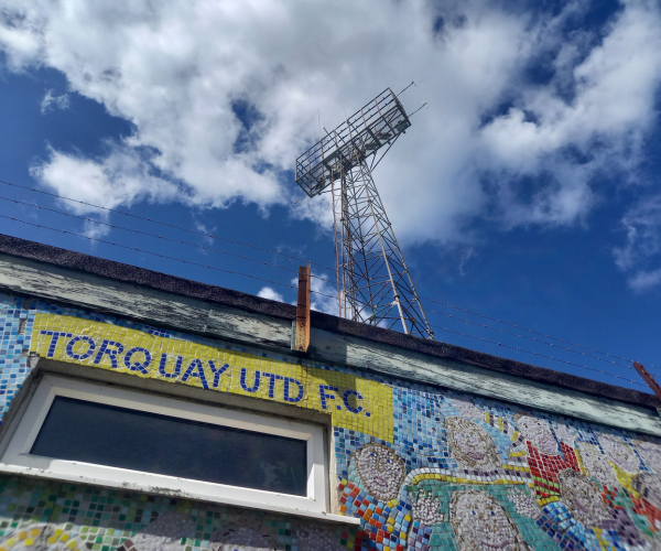 Torquay United 3-2 York City: Jarvis hits hat-trick as Gulls edge City