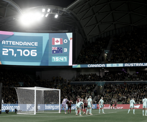 Sinclair se depesde do Mundial após eliminação do Canadá na fase de grupos: "Última vez em uma Copa do Mundo"