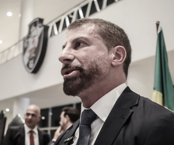 Pedrinho é empossado como presidente do Vasco