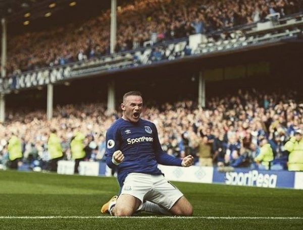 Premier League - Rooney regala la prima gioia all'Everton: battuto 1-0 lo Stoke