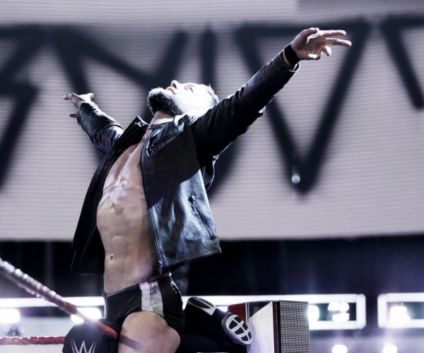 Resultados RAW 4 de junio de 2018: Finn Bálor apunta seriamente al maletín de MITB