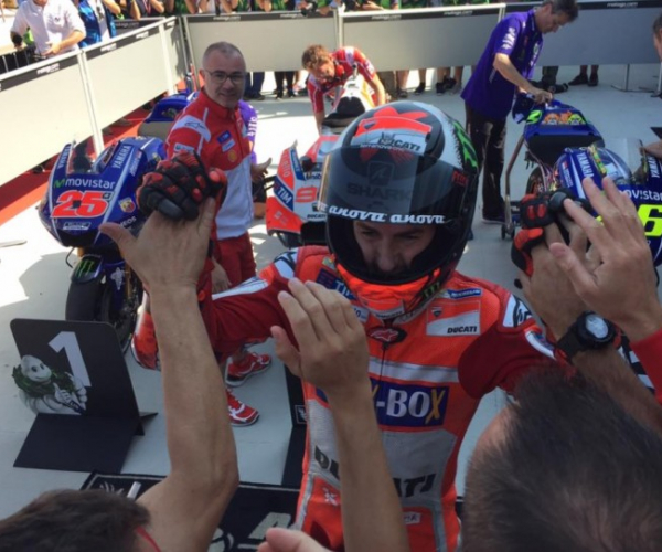 MotoGP, Gp di Aragon - Ducati, festa a metà: Lorenzo è 2°, ma Dovi soffre