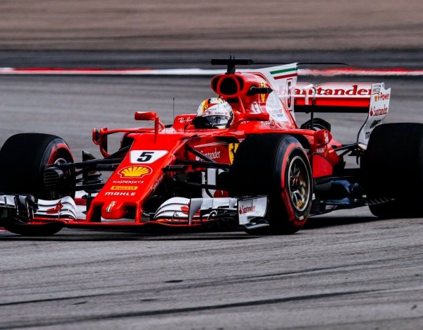 F1, Ferrari - Eroico Vettel, rimonta ed è 4°: "Non è stato proprio il nostro week-end"