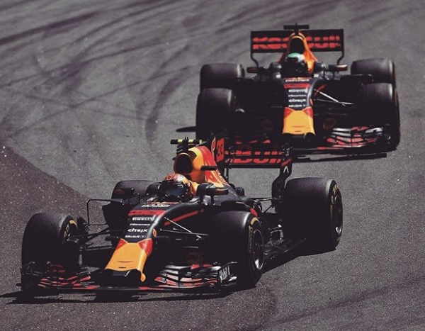 Verstappen su Ricciardo: "E' una persona eccezionale, spero resti a lungo"