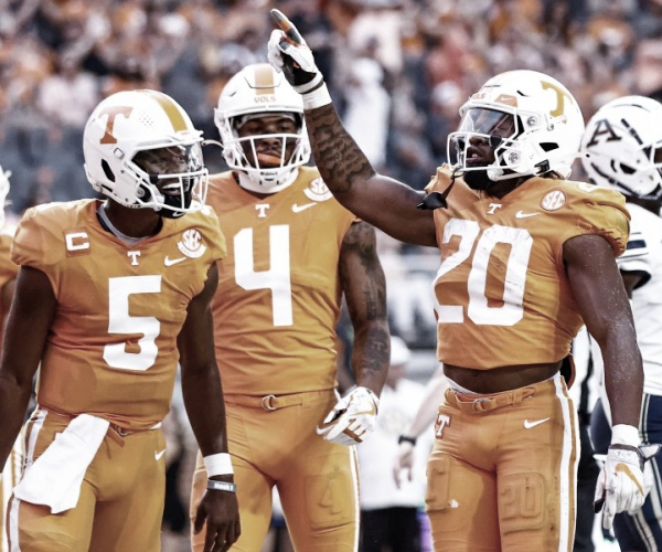 Highlights and touchdowns: Tennesse Volunteers 56-0 Vanderbilt Commodores in NCAAF