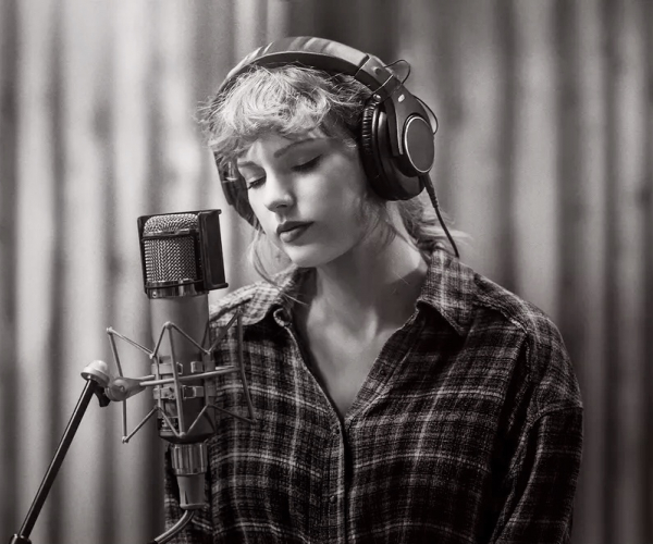 Taylor Swift aterriza con ‘Folklore’ en Disney Plus