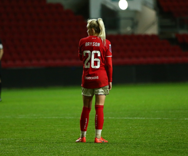 Faye Bryson pens new deal with Bristol City