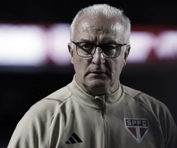 Dorival exalta postura do São Paulo em vitória contra o Grêmio: “Nível alto de concentração”