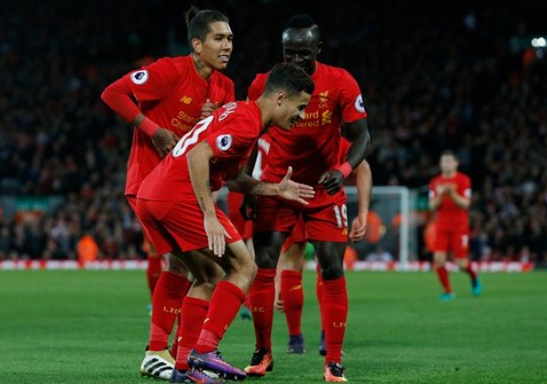 Premier League - Il Liverpool doma il WBA, 2-1 il finale