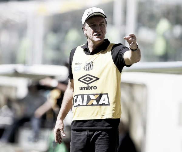 Cuca assume responsabilidade após derrota do Santos: "Pode pôr na minha conta"