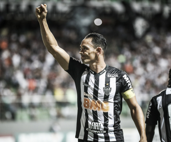 Com dois gols de Ricardo Oliveira, Atlético-MG atropela URT no Independência