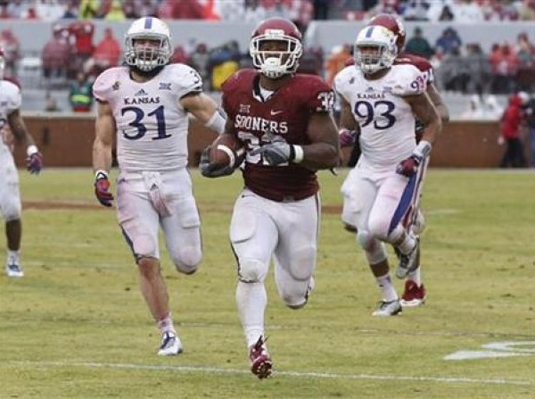Samaje Perine Sets Single-Game Rushing Record in Sooners' Rout of Kansas 44-7