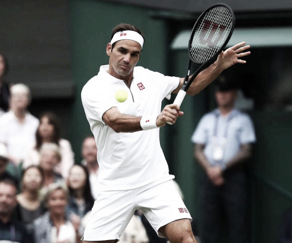 Federer atropela Berrettini e segue firme na briga pelo nono título em Wimbledon