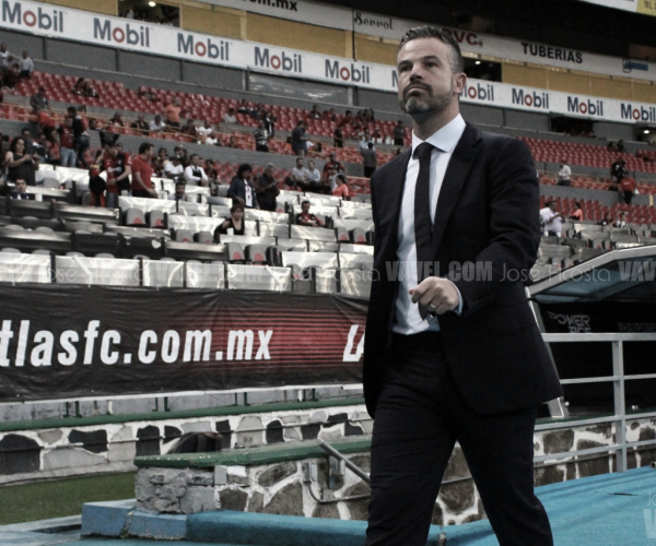 Rafael Puente
desconoce si puede contar con Renato Ibarra contra Tigres