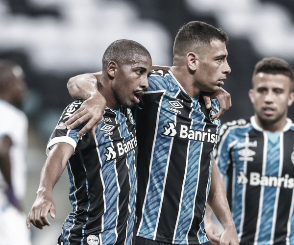 Grêmio bate Novo Hamburgo em jogo de sete gols; Gre-Nal decide segundo turno