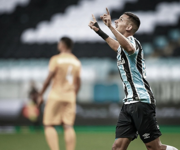 Com falha de Sucuri, Grêmio supera desfalques e bate Brasiliense na Copa do Brasil