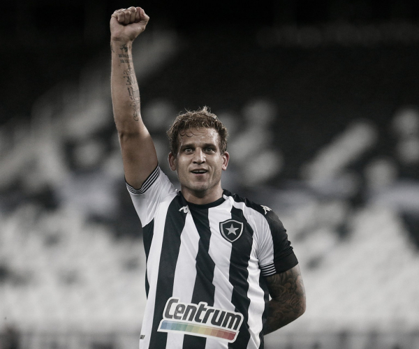 Botafogo controla Ponte Preta e alcança quarta vitória consecutiva na Série B