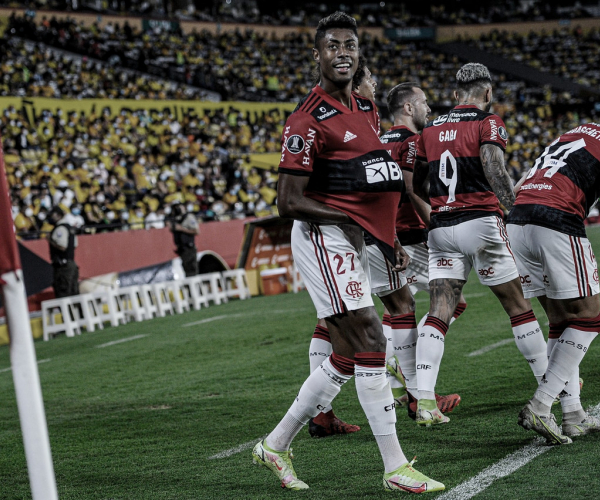 Bruno Henrique marca dois contra o Barcelona e entra em seleta lista da Libertadores