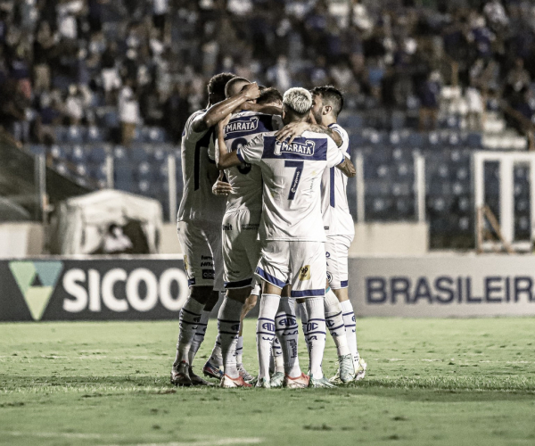 Com Luizinho Lopes no comando, Confiança possui campanha de G-4 na Série B