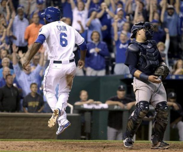 Lorenzo Cain, Kansas City Royals Fight Back To Sink Seattle Mariners 4-3 In Extra Innings