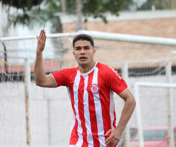 Emprestado pelo Atlético-MG, Giovani exalta campanha do Hercílio Luz na Copa Santa Catarina