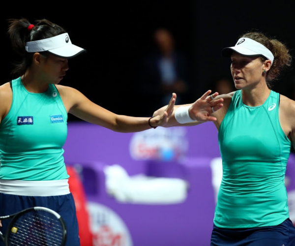WTA Finals: Stosur and Zhang grabs comeback win, boosting qualifying chances