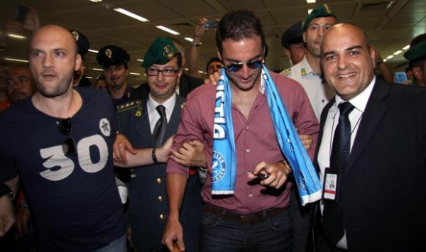 Napoli confirma: Higuaín e Reina são os novos reforços