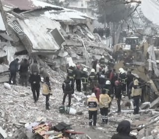 Time feminino de vôlei é vítima de terremoto na Turquia 