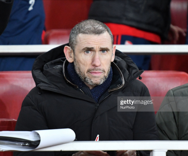 Martin Keown: "Arsenal players need someone to punch them in the face"