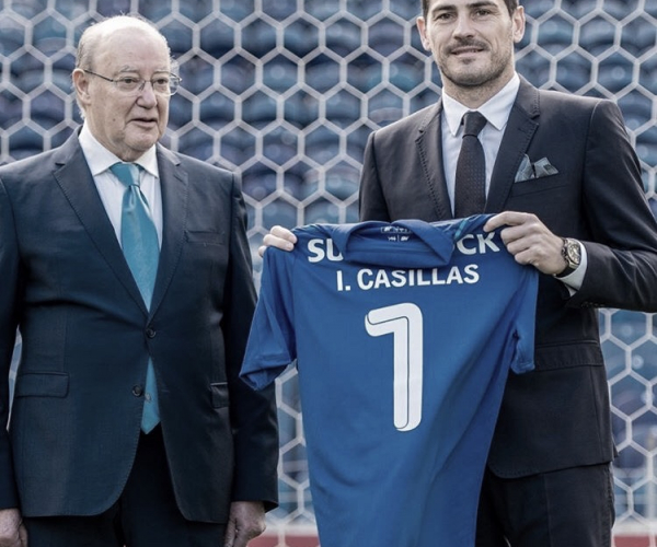 Iker Casillas renova contrato com Porto até 2020