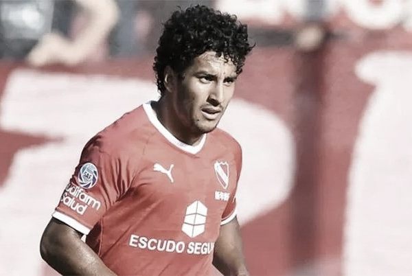 Cecilio Dominguez durísimo con Independiente