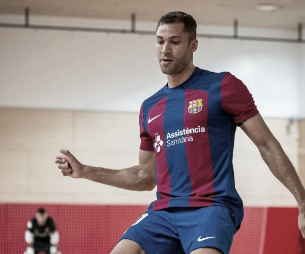 Camisa 10 do Barcelona e MVP de 2022/23, Pito inicia temporada de olho em taça da Catalunha