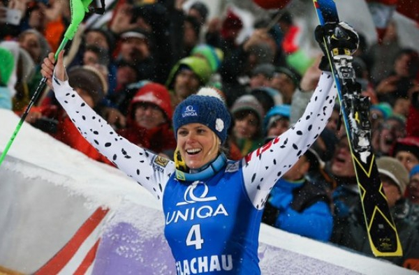 Sci Alpino - Flachau, Slalom femminile: ancora Zuzulova, Hansdotter e Vlhova a completare il podio