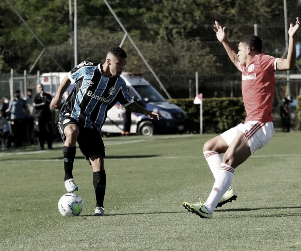 Cria da base do Grêmio, Yago Taborda luta pelo acesso na Espanha na primeira temporada como profissional